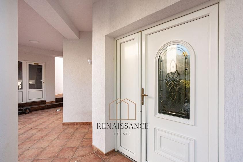 Timisoara - Girocului Vila 12 Camere 4 Bai | 497mp Utili 1373mp Teren - 26