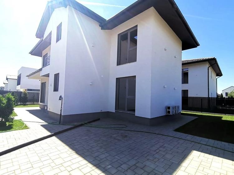 Vila individuala | Bucatarie mobilata, utilata | Tunari - 1