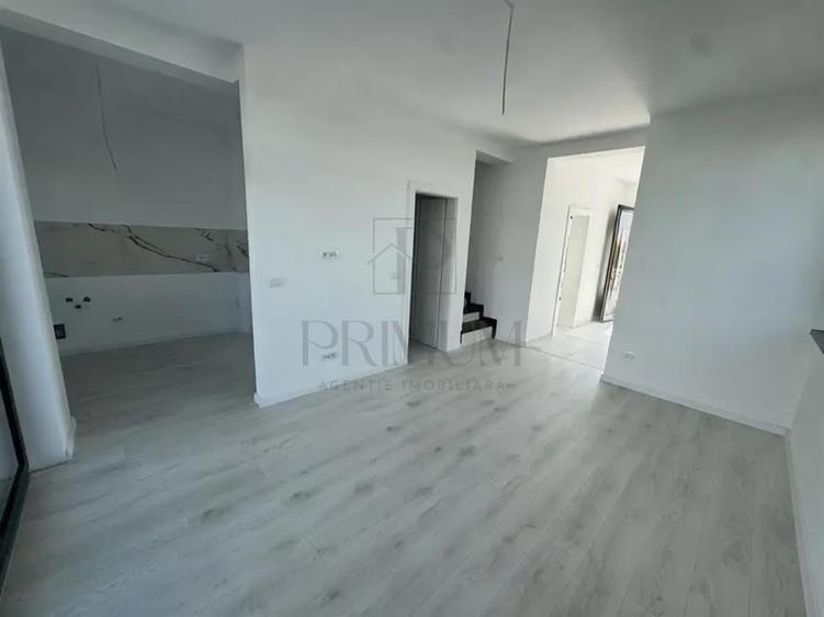 MEHALA - DUPLEX 4 cam - decomandat - P+1 - curte - spatios & luminos- - 8