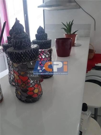 De vanzare apartament doua camere Metrou Romana - 5