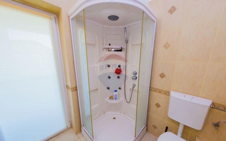 Casa eleganta in zona exclusivista, cu priveli?te d... - 5