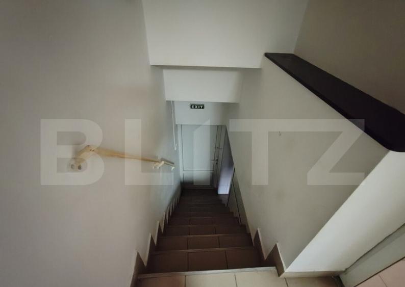 Spatiu Comercial de vanzare - 21