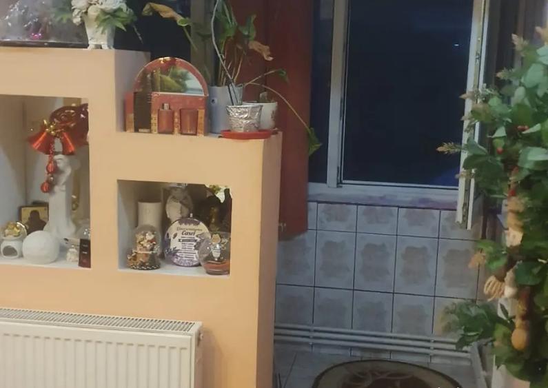 Apartament de vanzare - 1