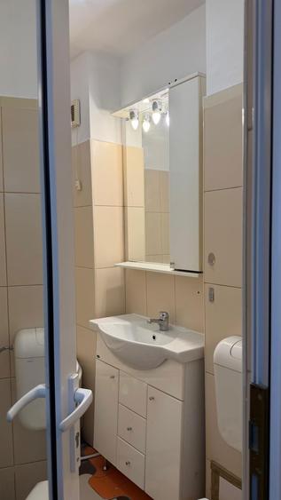 Vand garsoniera 30 mp utili, str.Aluminei - 1