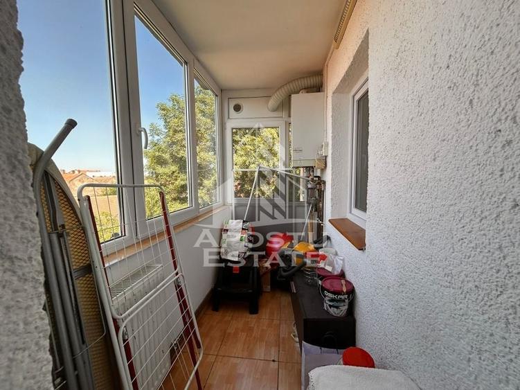 Apartament cu 2 camere, Central, Centrala Proprie - 10