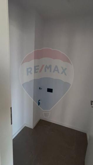 Apartament tip Studio de vânzare - 5