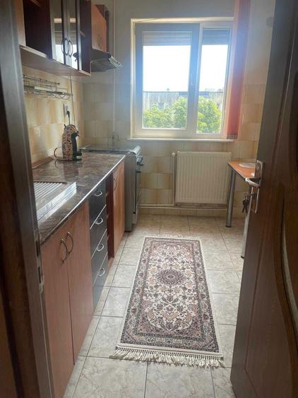 Apartament Semidecomandat - 7