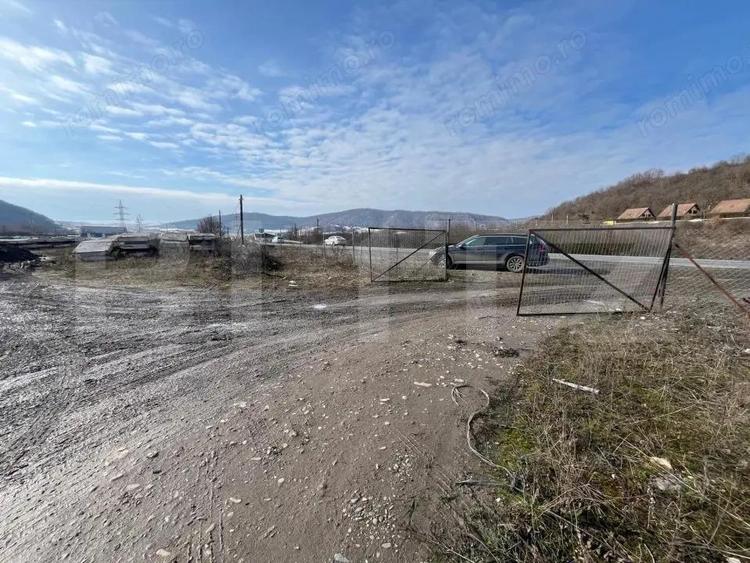 Cladire Comerciala/Pensiune - Zona Teraplast - Front 96ml + Teren - 7