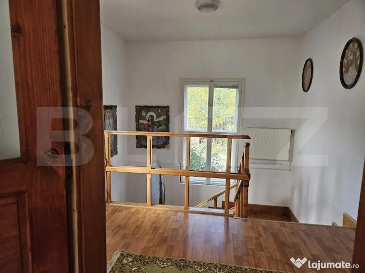 Casa spatioasa cu 4 camere, orasul Campeni - 7