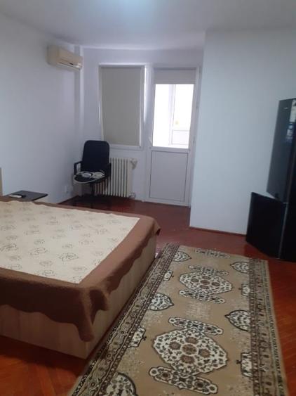 Garsoniera de inchiriat 32 mp zona Titan Policlinica  - metrou Titan - 1