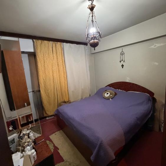 3 Camere | Pacii | Gorjului | Militari | De renovat | metrou 5' - 7