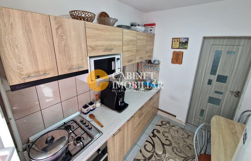 2 Camere Decomandat- Mobilat si Utilat- Etaj 1- Mircea cel Batran - 8