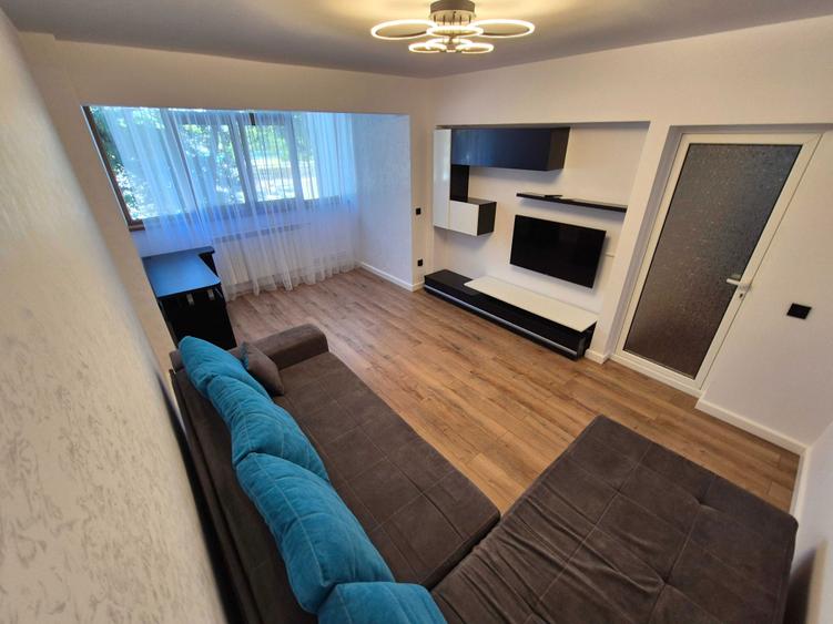 Inchiriez apartament 2 camere - 4