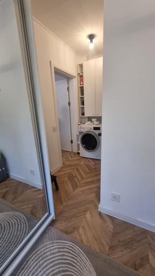 Apartament 4 camere, centrală proprie, parcare, 5 min metrou Apărătorii Patriei - 20