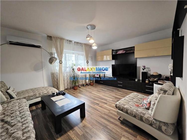 Apartament 3 camere decomandat, spatios, langa Mall Vitan