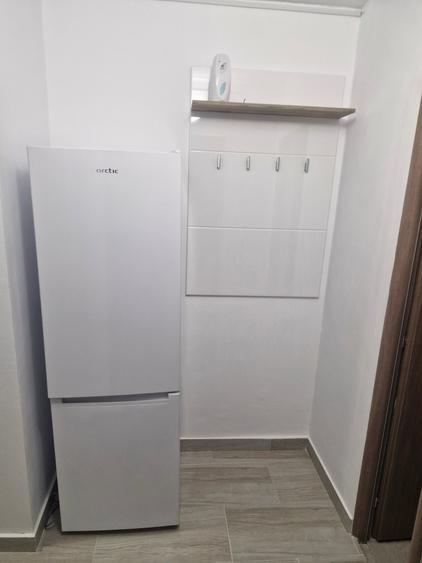 Apartament cu 2 camere decomandat în Drumul Taberei