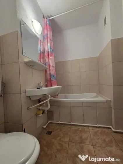 Apartament cu 2 camere semidecomandat în Bălcescu