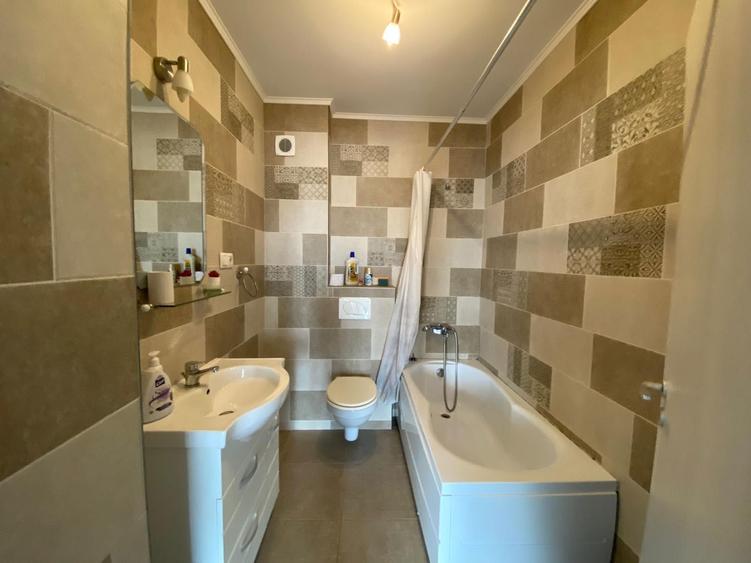 Inchiriez ap cu 2 camere in Andrei Muresanu - 2