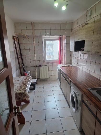 Garsoniera spatioasa, Prosper 13 Septembrie - Sebastian - 9