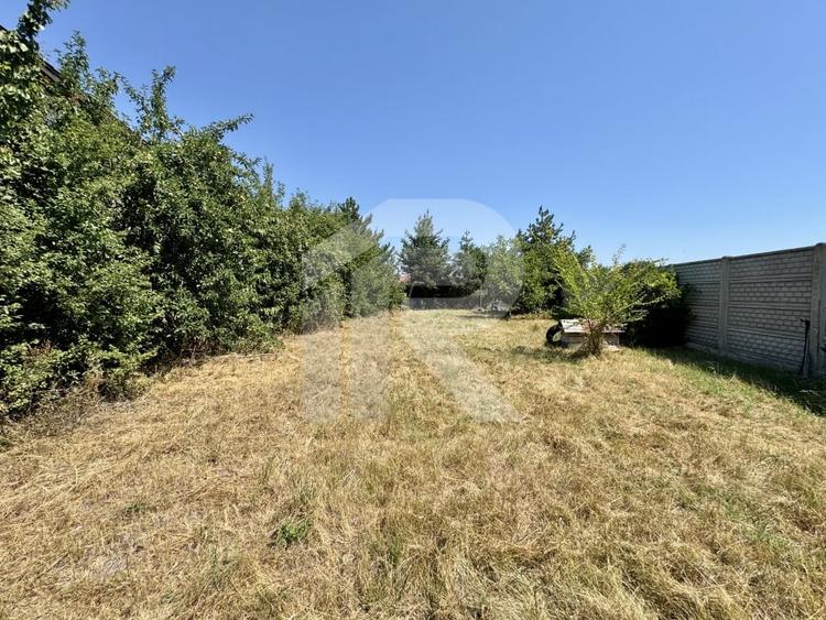 DOMNESTI , TEREN 698 MP, DESCHIDERE 17,19 MP, IMPREJMUIT CU GARD - 6