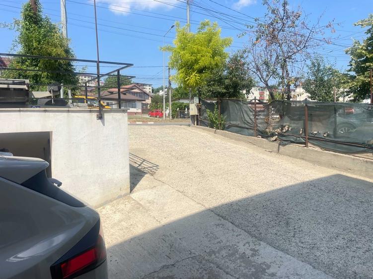 Casă cu 4 camere în Păcurari