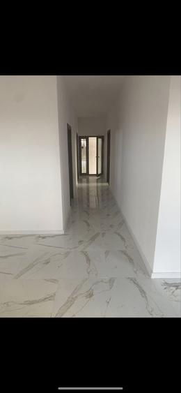 Casă cu 3 camere în Belciugatele