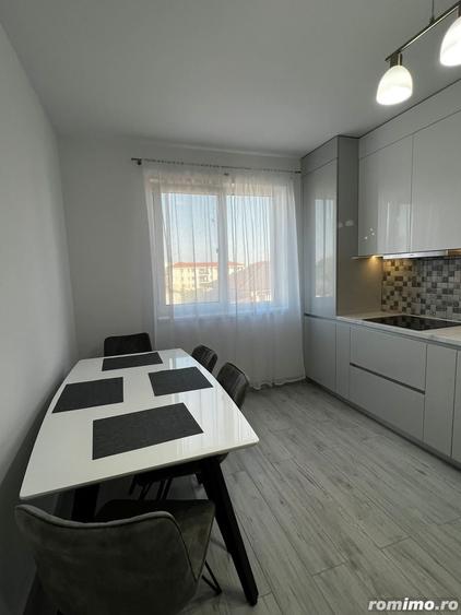 Apartament cu 3 camere decomandat în Braytim