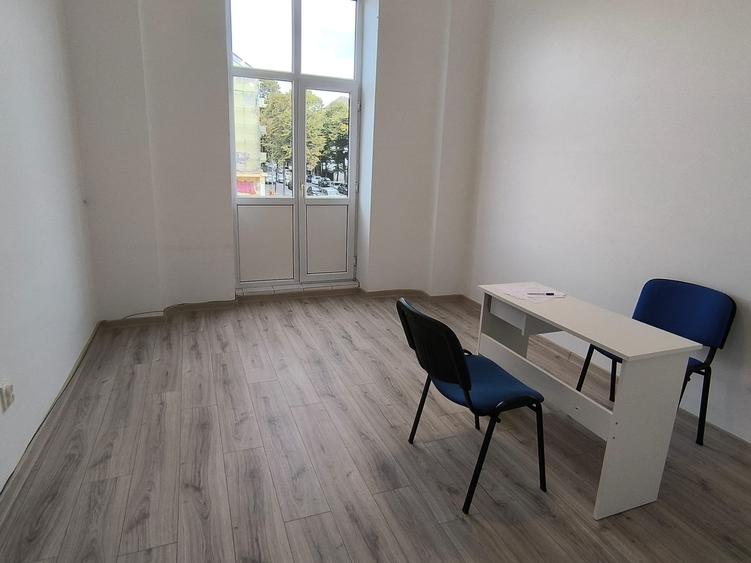 Spațiu comercial, de 809.89001464844 mp, în Ultracentral