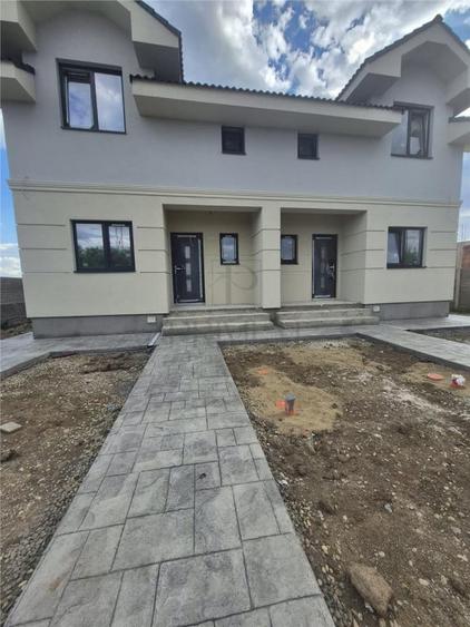 Duplex superb - zona foarte buna - in spate la LIDL ( COMISI - 1