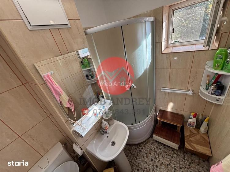 Apartament luminos si spatios, 3 camere, zona 23 August