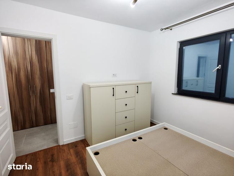 Casă cu 4 camere cu Teren 220 Mp în Central
