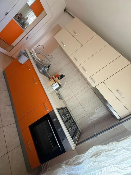 Apartament cu 2 camere decomandat în Palazu Mare