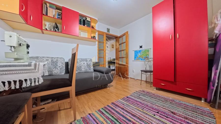 Apartament cu 4 camere decomandat, mobilat în Mănăștur