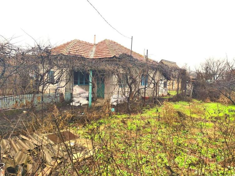 Teren Construcții intravilan de 1000 mp, în Mătești