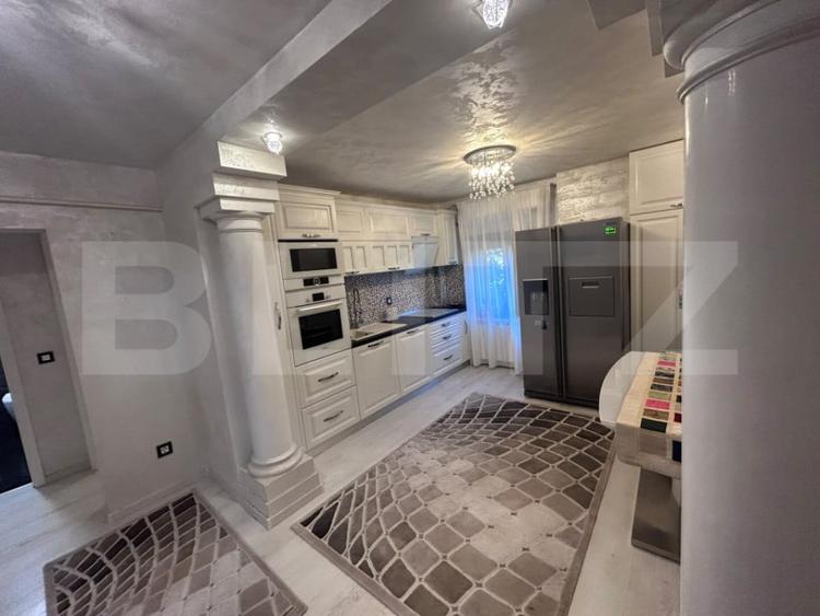 Apartament cu 3 camere decomandat în George Enescu