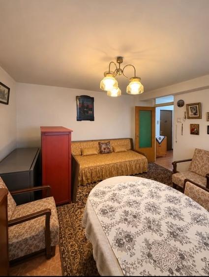 Apartament cu 2 camere decomandat în Decebal