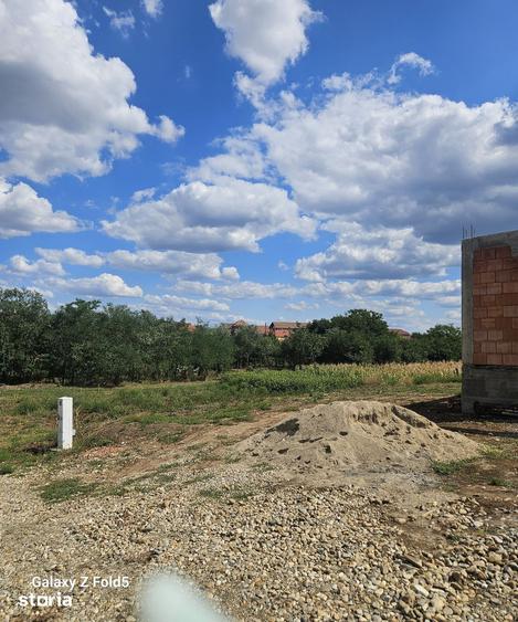 Casă cu 4 camere cu Teren 520 Mp în Nojorid
