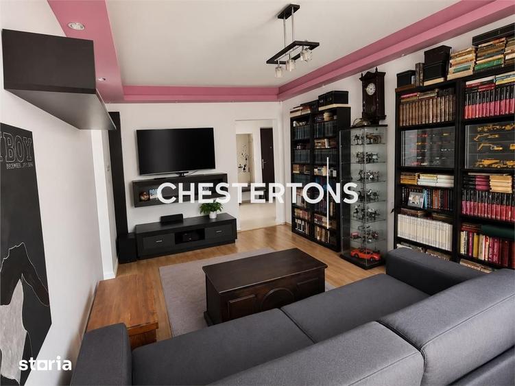 Apartament cu 4 camere semidecomandat în Berceni