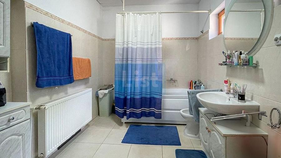 Casă cu 5 camere cu Canalizare în Lendt