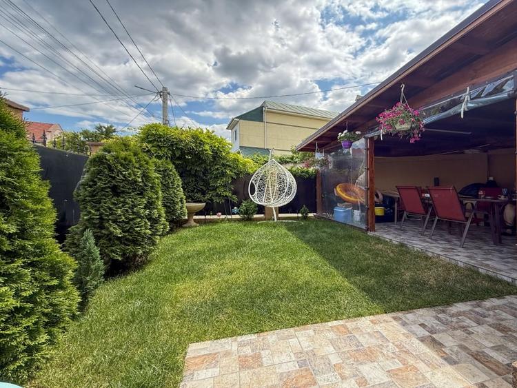 Casă individuală cu 3 camere cu Canalizare în Ovidiu