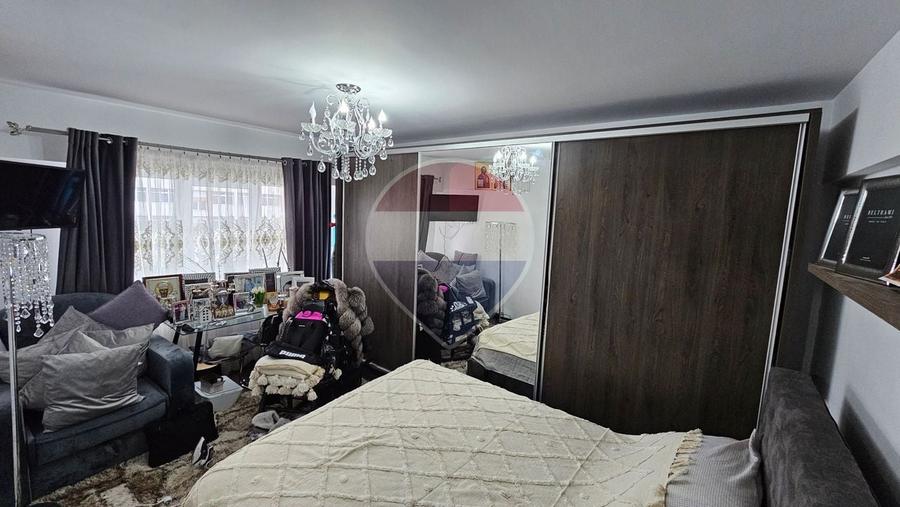 Apartament cu 2 camere de vânzare în zona Central Tg Neamt - 2
