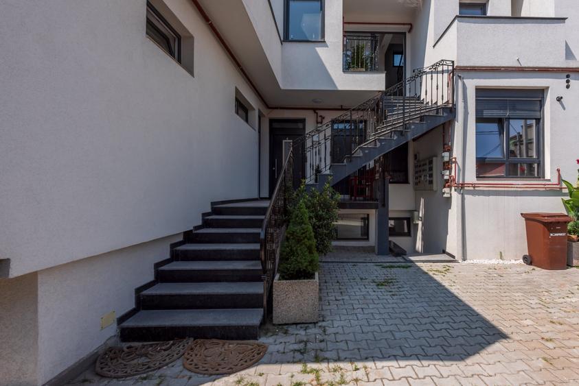 Apartament cu 2 camere semidecomandat în Turda