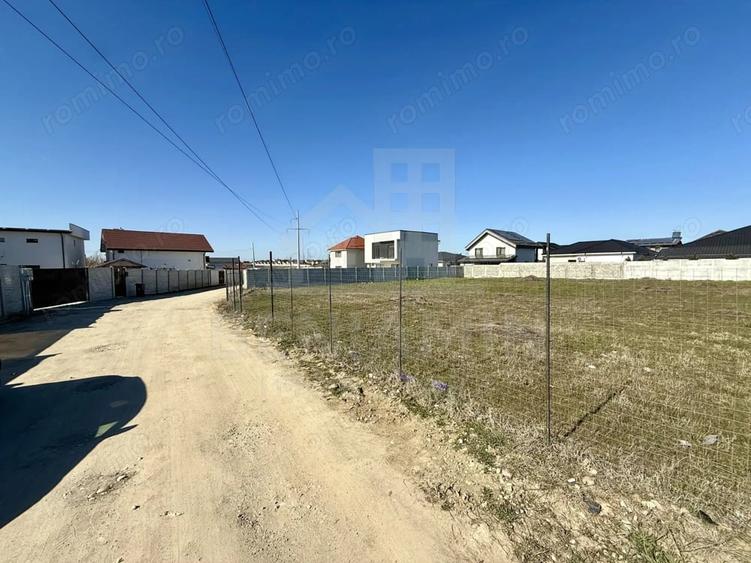 Teren de 600 mp, în Malu Mare