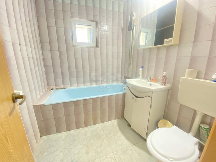 Apartament cu 2 camere decomandat în Mărgeanului