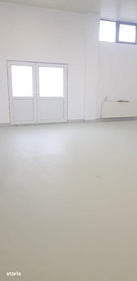 Spațiu comercial, de 100 mp, în Apărătorii Patriei