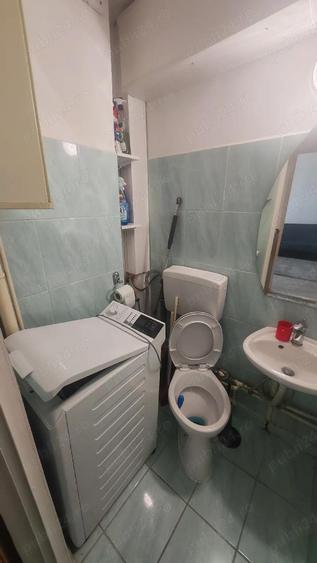 Inchiriez apartament o camera Arad ultracentral - 6