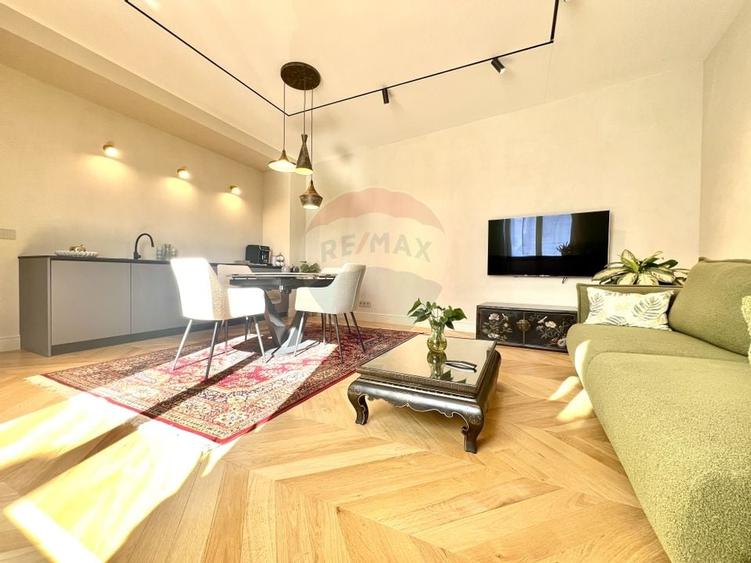 Apartament 3 camere, ultracentral, de inchiriat - 2
