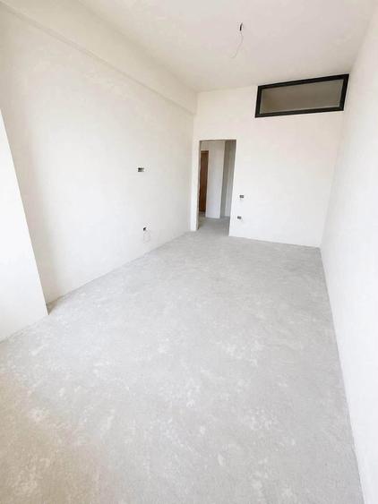 Apartament cu 2 camere semidecomandat în Universitate