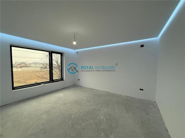 Royal Imobiliare - Vanzare vila in zona Strejnicu - 10