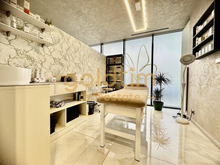 SPATIU VITRINA/ PRETABIL SALON INFRUMUSETARE - 21